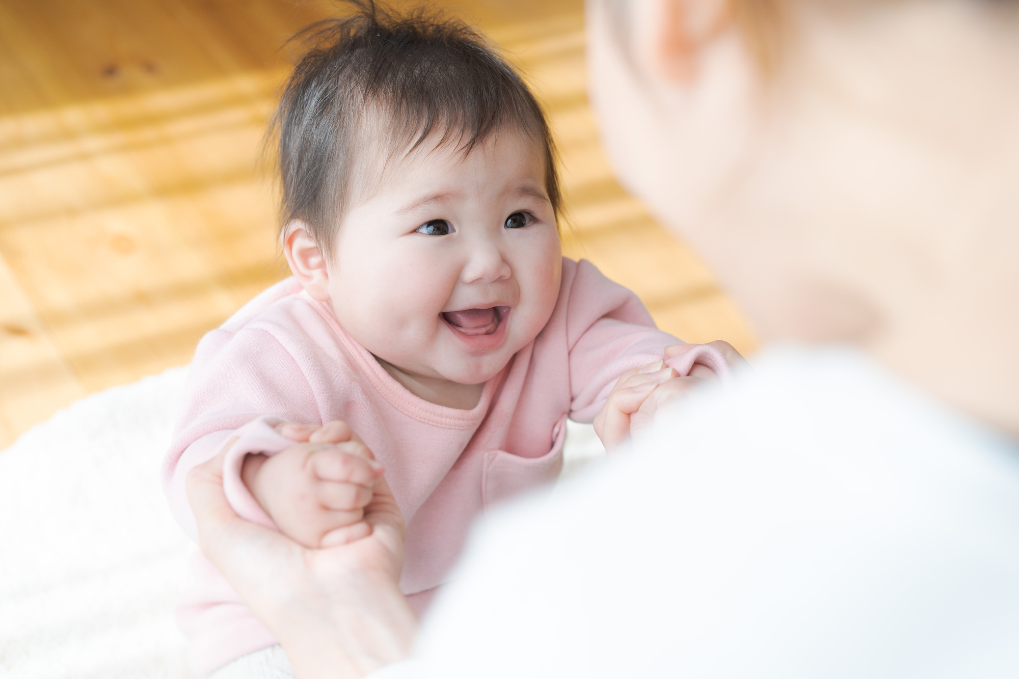 赤ちゃんがリトミックをする